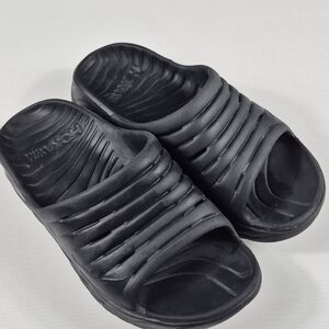 Hoka One One Black Ora Recovery Slides Sandals Shoe Womens Sz 7